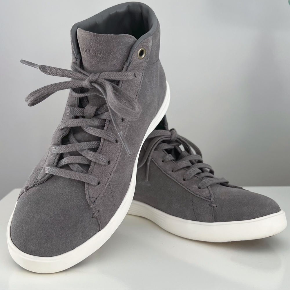 Cole Haan- Womenβs Grand Crosscourt High-Top Sneakers (Sz 5.5)